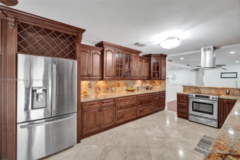 Casa en venta en Pinecrest, Florida, 4 dormitorios, 224.92 m2 № 1647028 - foto 17