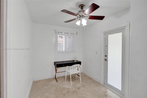 Casa en venta en Pinecrest, Florida, 4 dormitorios, 224.92 m2 № 1647028 - foto 20
