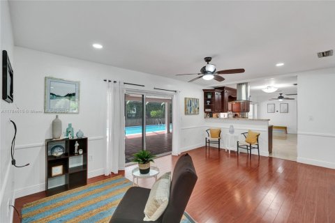 Casa en venta en Pinecrest, Florida, 4 dormitorios, 224.92 m2 № 1647028 - foto 21