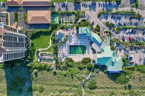 Condo in Fort Pierce, Florida, 2 bedrooms  № 1177476 - photo 1