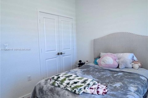 Купить таунхаус в Флорида-Сити, Флорида 4 спальни, 157.93м2, № 2008318 - фото 21