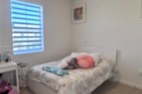 Купить таунхаус в Флорида-Сити, Флорида 4 спальни, 157.93м2, № 2008318 - фото 9