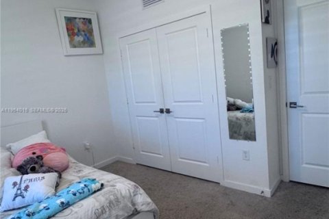 Купить таунхаус в Флорида-Сити, Флорида 4 спальни, 157.93м2, № 2008318 - фото 11