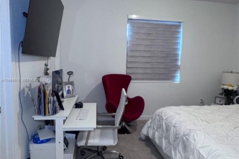 Купить таунхаус в Флорида-Сити, Флорида 4 спальни, 157.93м2, № 2008318 - фото 15