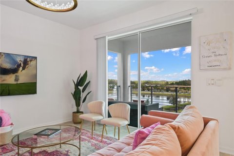 Condo in Kissimmee, Florida, 2 bedrooms  № 1616554 - photo 11