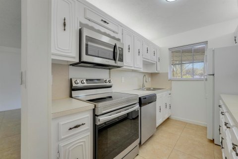 Copropriété à louer à Delray Beach, Floride: 1 chambre, 100.33 m2 № 2085921 - photo 13