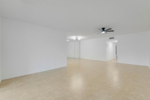 Copropriété à louer à Delray Beach, Floride: 1 chambre, 100.33 m2 № 2085921 - photo 7