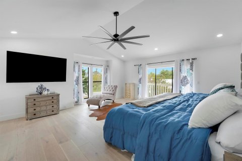 Casa en venta en Stuart, Florida, 5 dormitorios, 367.89 m2 № 2085094 - foto 17