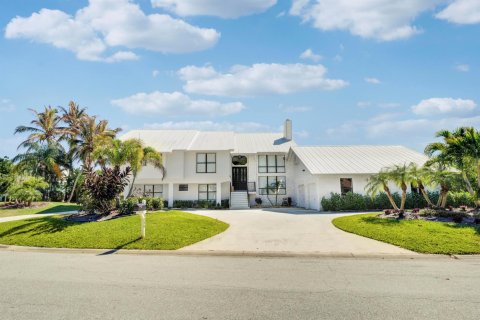 Casa en venta en Stuart, Florida, 5 dormitorios, 367.89 m2 № 2085094 - foto 3