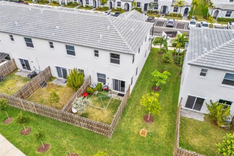 Adosado en alquiler en Homestead, Florida, 3 dormitorios, 143.53 m2 № 2048562 - foto 19