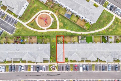 Adosado en alquiler en Homestead, Florida, 3 dormitorios, 143.53 m2 № 2048562 - foto 25