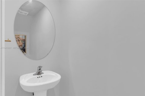 Adosado en alquiler en Homestead, Florida, 3 dormitorios, 143.53 m2 № 2048562 - foto 10