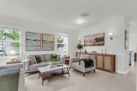 Adosado en Homestead, Florida 3 dormitorios, 143.53 m2 № 2048562