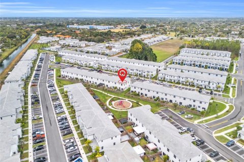 Adosado en alquiler en Homestead, Florida, 3 dormitorios, 143.53 m2 № 2048562 - foto 24