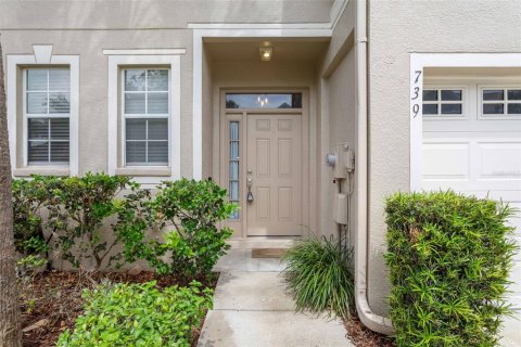 Townhouse in Saint Petersburg, Florida 3 bedrooms, 124.77 sq.m. № 1789822 - photo 3