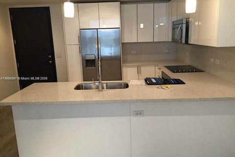 Condominio en venta en Miami, Florida, 1 dormitorio, 76.09 m2 № 1979234 - foto 9