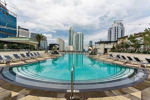 Condominio en venta en Miami, Florida, 1 dormitorio, 76.09 m2 № 1979234 - foto 13