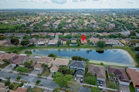 House in Homestead, Florida 3 bedrooms, 137.77 sq.m. № 1867932 - photo 26