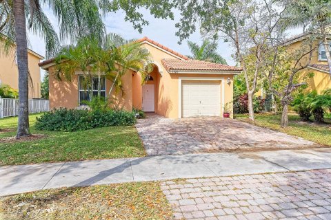House in Homestead, Florida 3 bedrooms, 137.77 sq.m. № 1867932 - photo 1