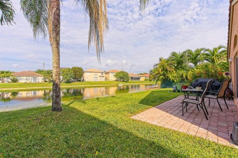 House in Homestead, Florida 3 bedrooms, 137.77 sq.m. № 1867932 - photo 18