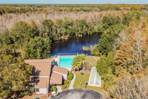 Condo in New Port Richey, Florida, 2 bedrooms  № 1515009 - photo 5