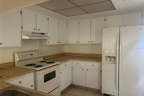Condo in New Port Richey, Florida, 2 bedrooms  № 1515009 - photo 25