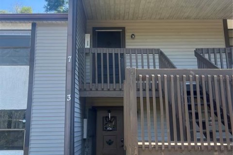 Condo in New Port Richey, Florida, 2 bedrooms  № 1515009 - photo 1