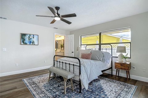 Casa en venta en Tavares, Florida, 3 dormitorios, 241.55 m2 № 1780262 - foto 15
