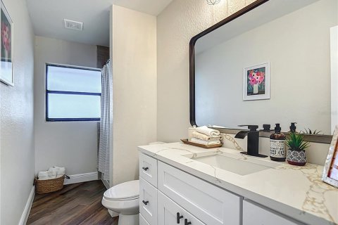 Casa en venta en Tavares, Florida, 3 dormitorios, 241.55 m2 № 1780262 - foto 17