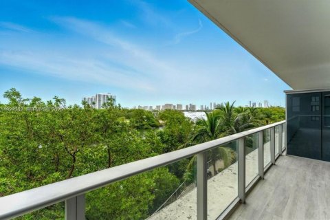 Copropriété à vendre à North Miami Beach, Floride: 3 chambres, 144.56 m2 № 1988750 - photo 17