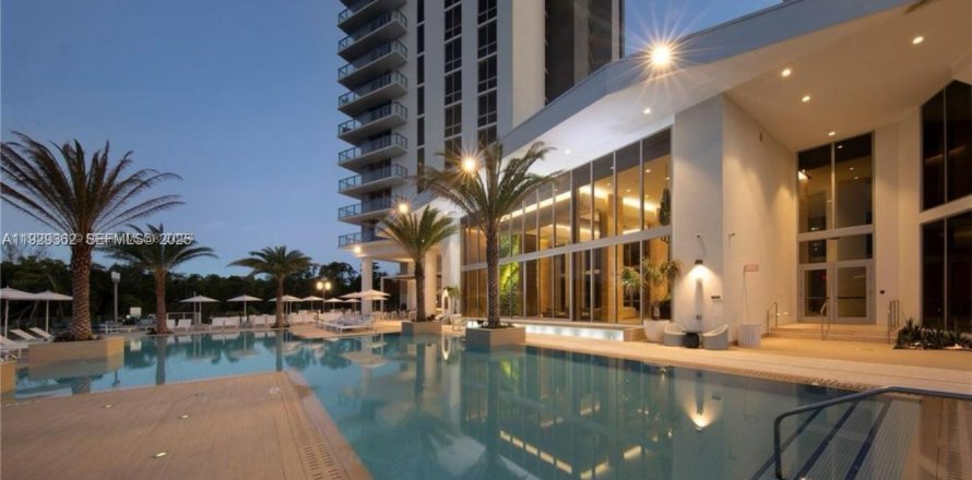 Condo à North Miami Beach, Floride, 3 chambres № 1988750