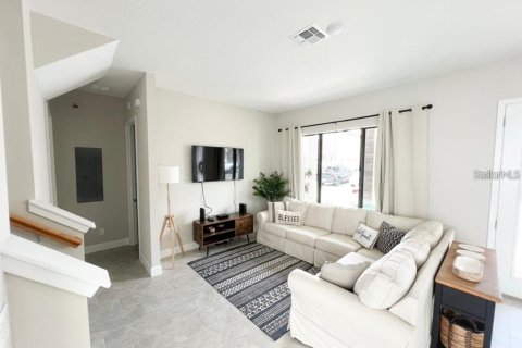 Condo in Davenport, Florida, 3 bedrooms  № 1900619 - photo 4