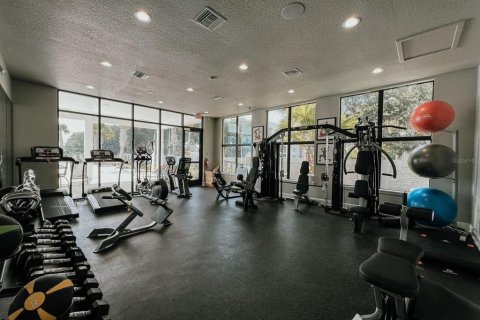 Condo in Davenport, Florida, 3 bedrooms  № 1900619 - photo 19