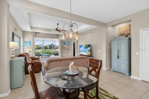 House in Venice, Florida 4 bedrooms, 204.57 sq.m. № 2151005 - photo 23