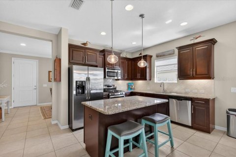 House in Venice, Florida 4 bedrooms, 204.57 sq.m. № 2151005 - photo 18