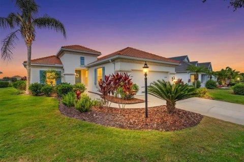 House in Venice, Florida 4 bedrooms, 204.57 sq.m. № 2151005 - photo 4