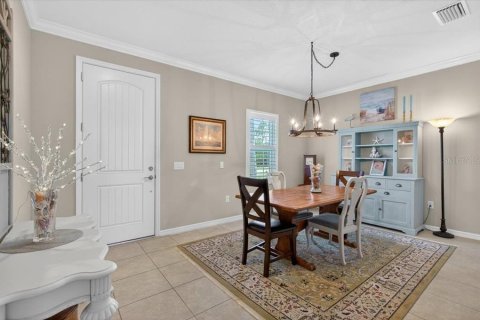 House in Venice, Florida 4 bedrooms, 204.57 sq.m. № 2151005 - photo 16