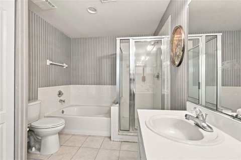 Villa ou maison à vendre à Brandon, Floride: 3 chambres, 135.36 m2 № 2413743 - photo 8