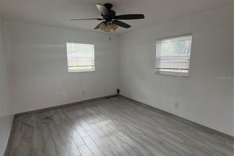 House in Largo, Florida 2 bedrooms, 76.09 sq.m. № 2196584 - photo 6