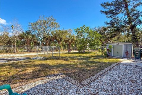 House in Largo, Florida 2 bedrooms, 76.09 sq.m. № 2196584 - photo 22