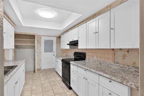 Villa ou maison à vendre à Fort Myers, Floride: 4 chambres, 184.32 m2 № 2350223 - photo 11