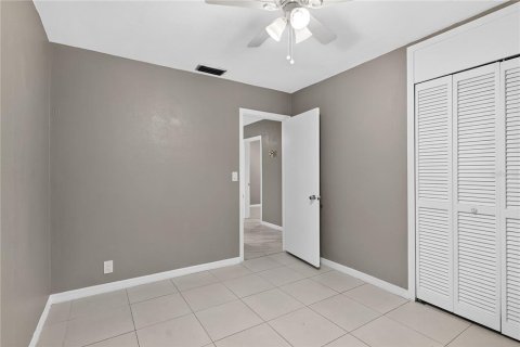 Villa ou maison à vendre à Fort Myers, Floride: 4 chambres, 184.32 m2 № 2350223 - photo 25