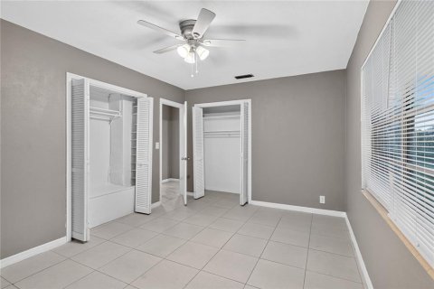 Villa ou maison à vendre à Fort Myers, Floride: 4 chambres, 184.32 m2 № 2350223 - photo 23