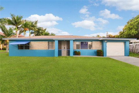 Villa ou maison à Fort Myers, Floride 4 chambres, 184.32 m2 № 2350223