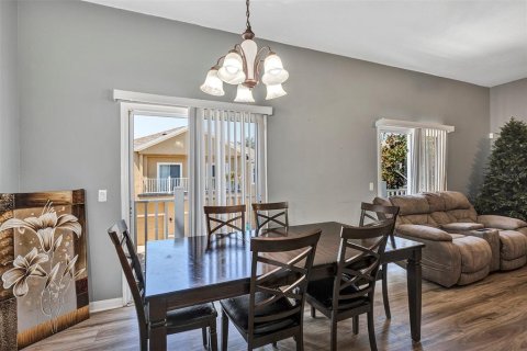 Condo in Orlando, Florida, 2 bedrooms  № 1918536 - photo 11