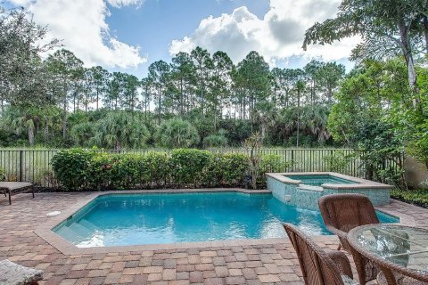 Casa en alquiler en Palm Beach Gardens, Florida, 3 dormitorios, 273.6 m2 № 962279 - foto 1
