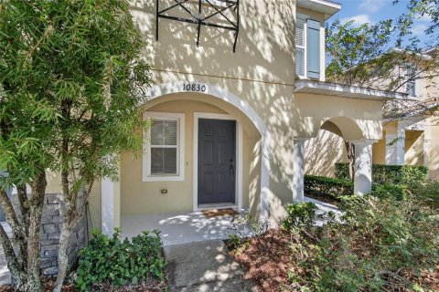 Townhouse in Riverview, Florida 3 bedrooms, 152.36 sq.m. № 2100821 - photo 2