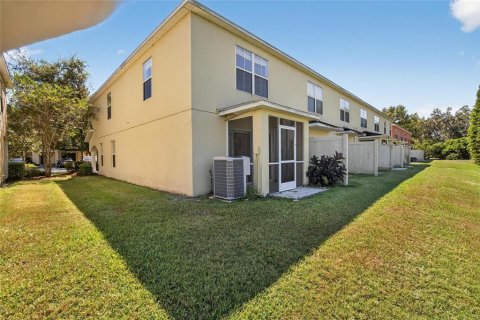 Townhouse in Riverview, Florida 3 bedrooms, 152.36 sq.m. № 2100821 - photo 24