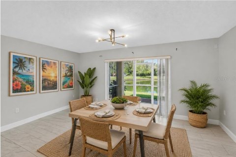 Townhouse in Riverview, Florida 3 bedrooms, 152.36 sq.m. № 2100821 - photo 5