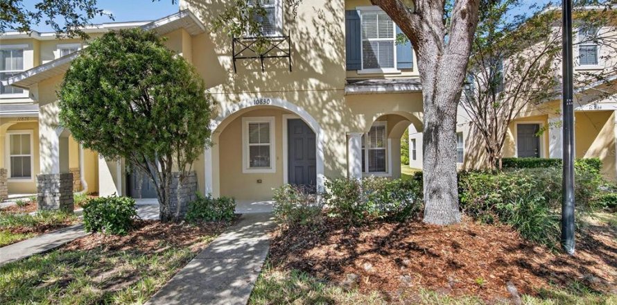 Townhouse in Riverview, Florida 3 bedrooms, 152.36 sq.m. № 2100821